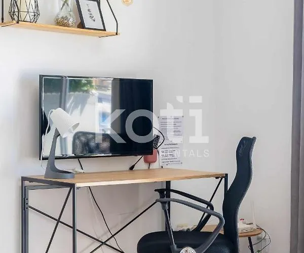 Koti - And Sea Apartment Fuengirola